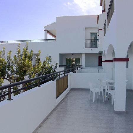 Apartamentos Playa Es Cana Eksteriør bilde